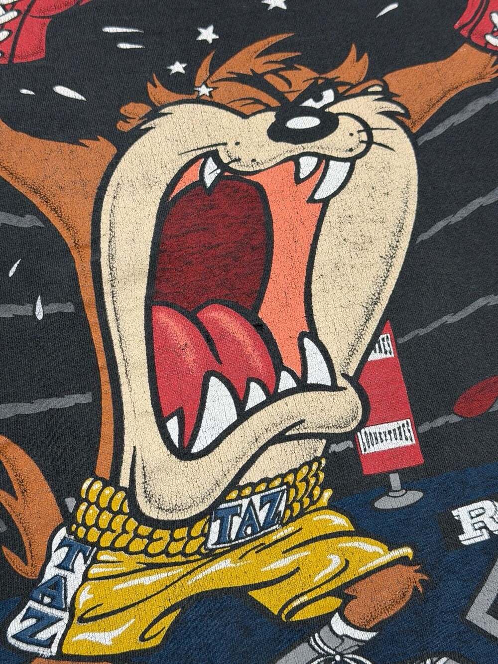 Vintage 1993 Looney Tunes Taz Tasmanian Devil Boxing Double-Sided T-Shirt XL - Picture 14 of 15